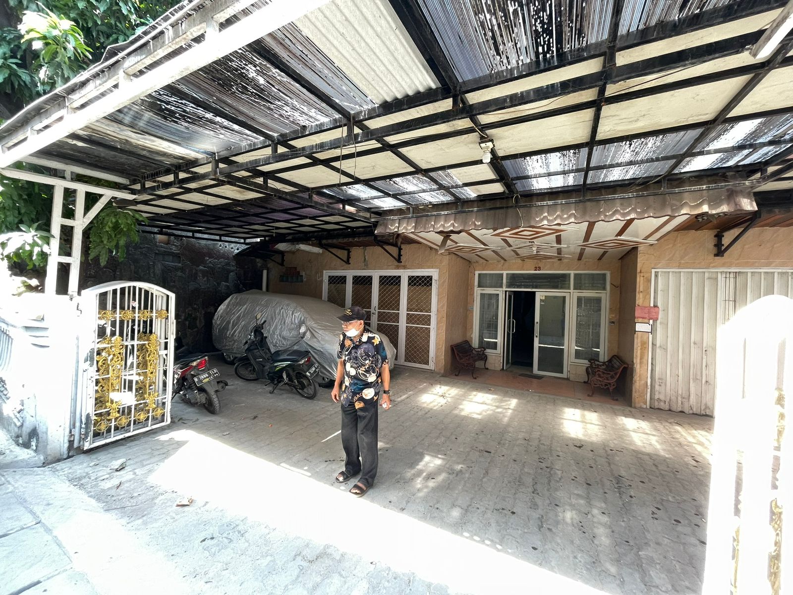 Dijual Rumah utama dan rumah kost 16 kamar, Sukapura, Cilincing