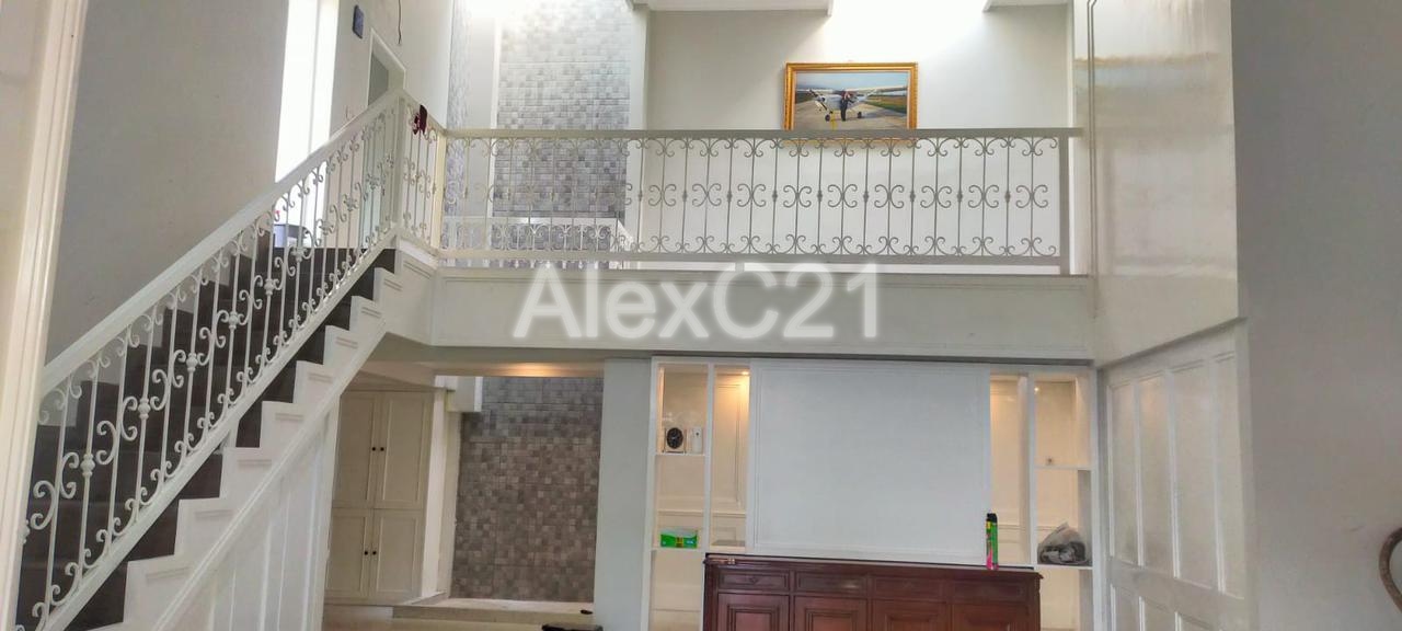 Disewakan rumah cantik minimalis di Mampang Prapatan Jakarta