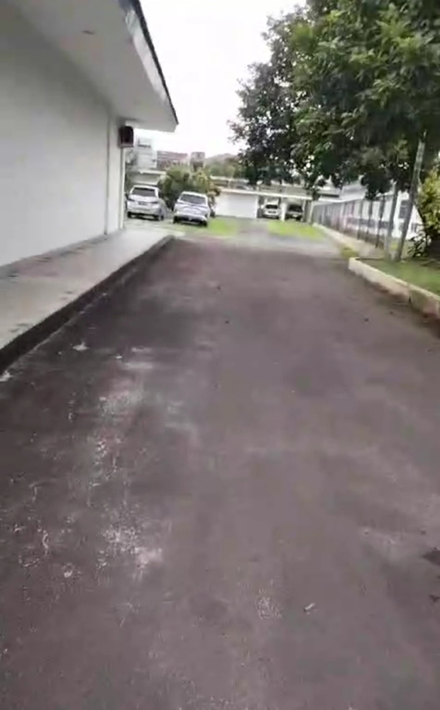 Bangunan Hitung Tanah Harga di Bawah NJOP di Jl. Tebet Raya Jkt