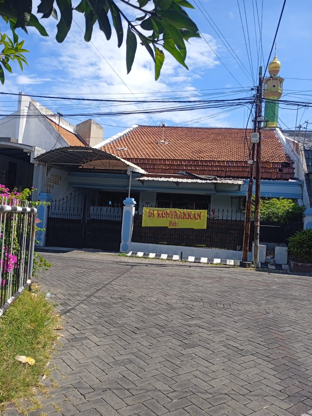 rumah disewakan semolowaru selatan surabaya