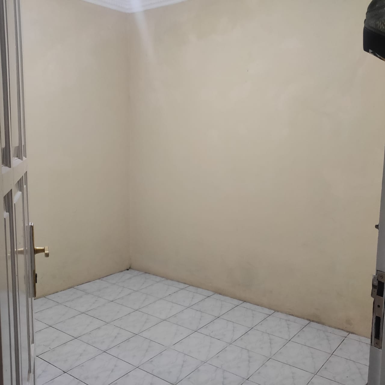 Disewakan 2 unit rumah komplek terbuka di Duren Sawit, Jakarta