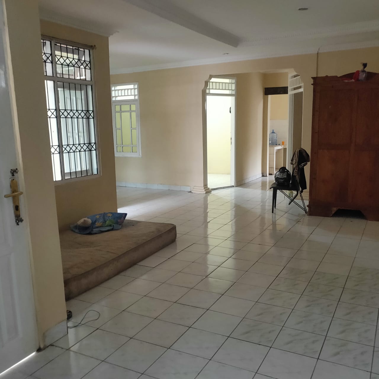 Disewakan 2 unit rumah komplek terbuka di Duren Sawit, Jakarta