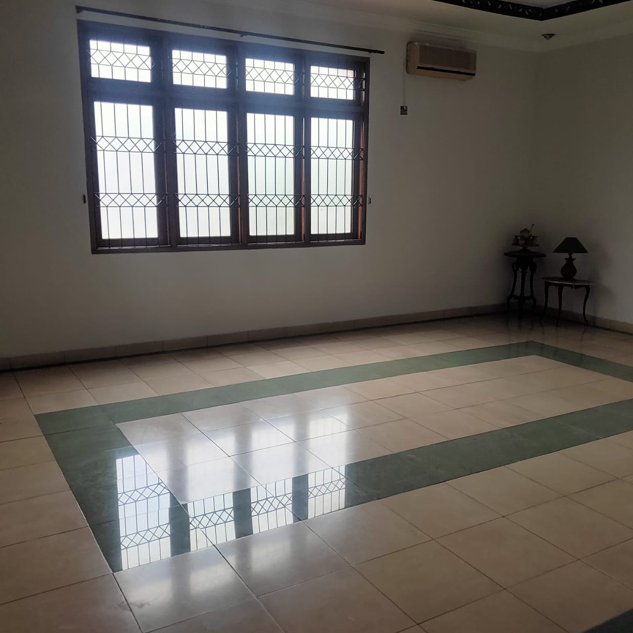 Disewakan 2 unit rumah komplek terbuka di Duren Sawit, Jakarta