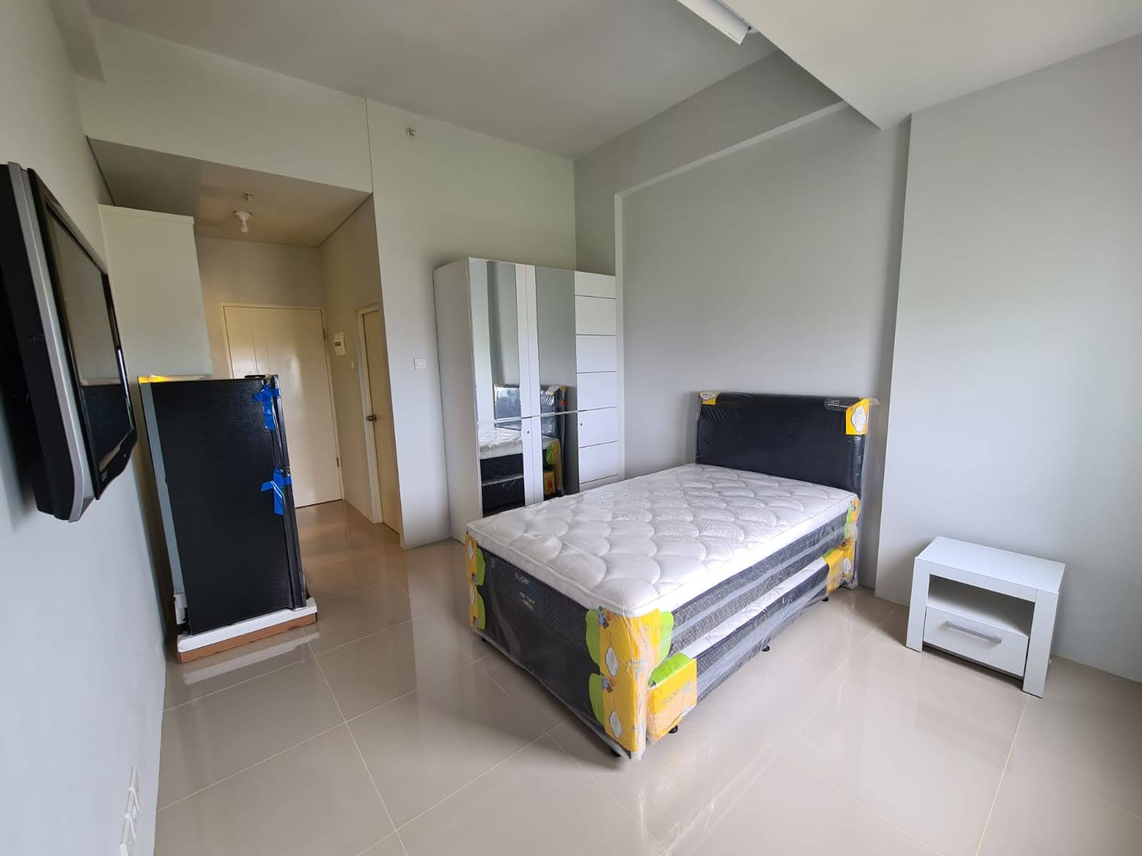 Sewa Apartemen CORNELL Lt 32 Full Furnish, Citraland Surabaya