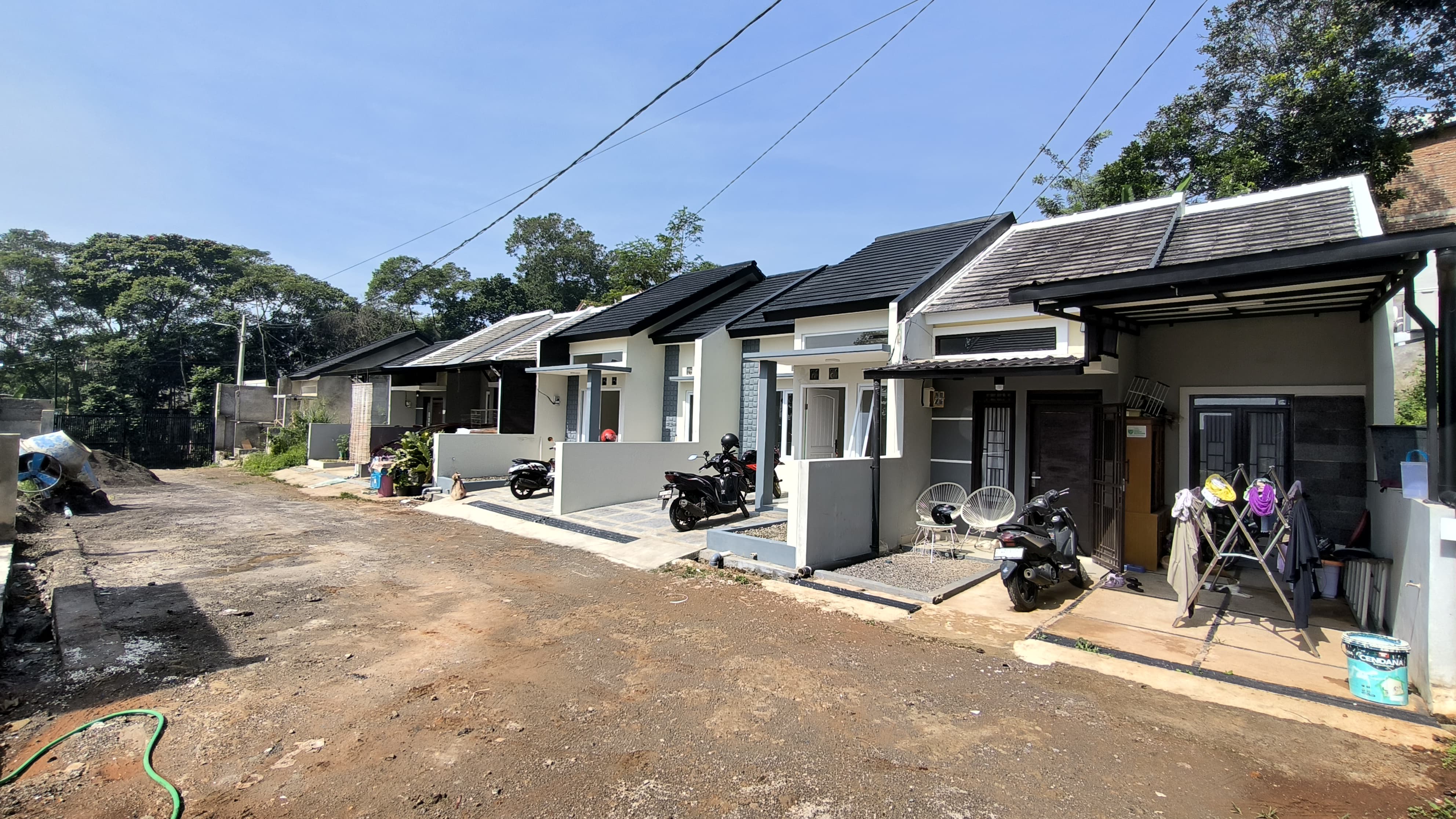 400 Jutaan rumah di Cluster Cileunyi - bisa KPR DP 0 % - 1 UNIT