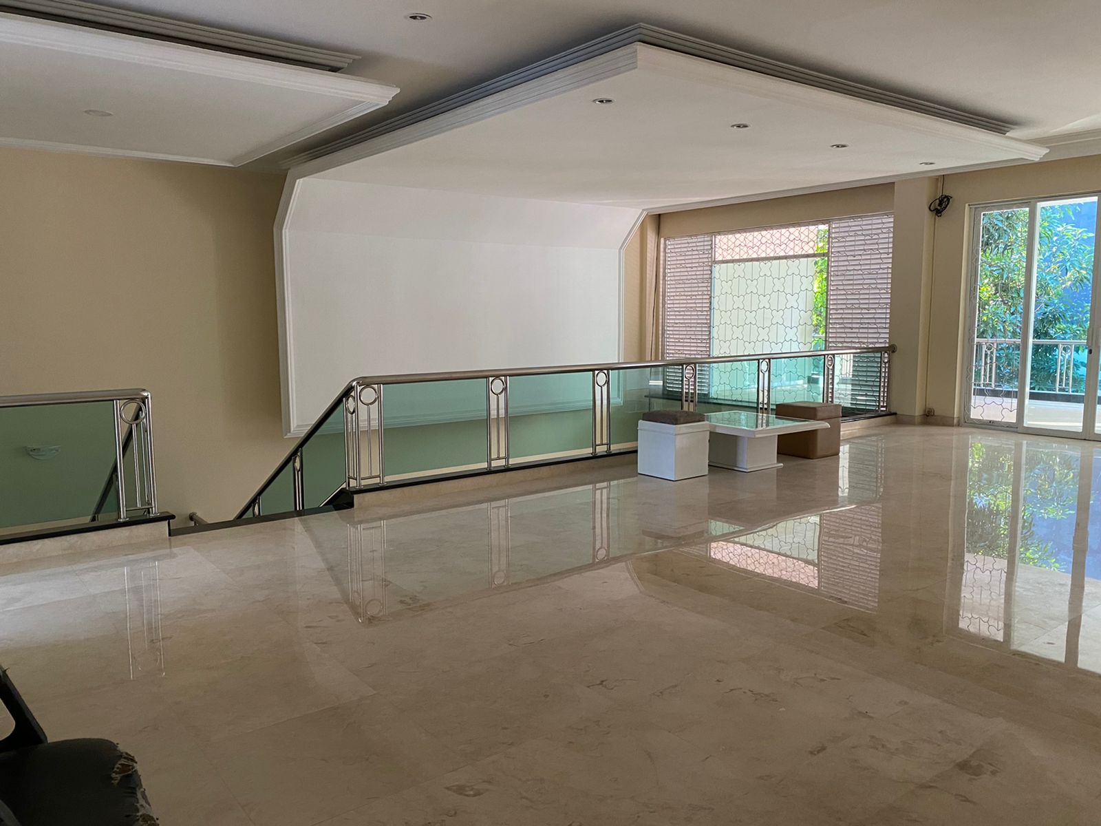 Disewakan rumah mewah di Sunter Agung Podomoro, Sunter Agung