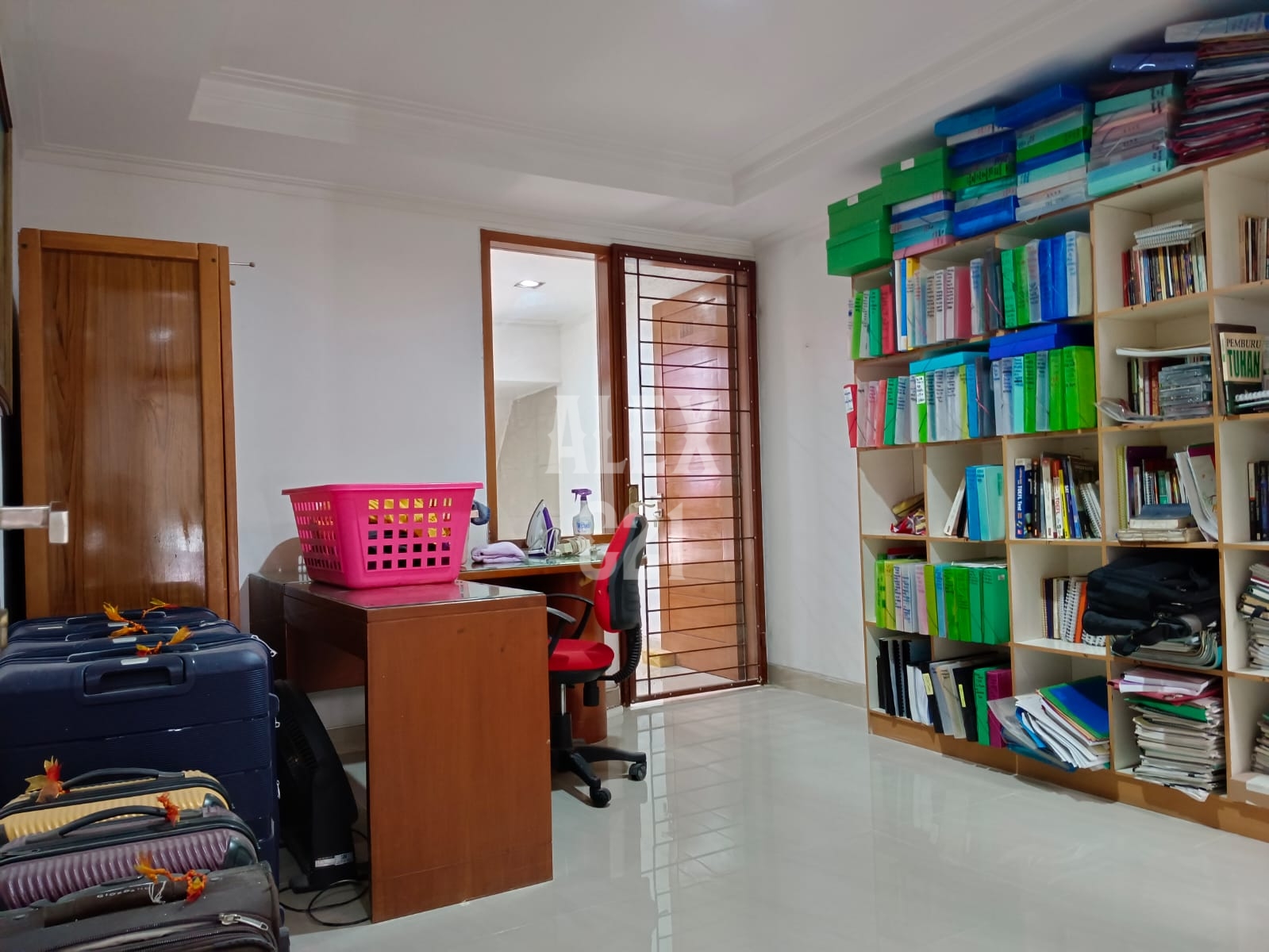 Jual bu sewa rumah mewah komplek di Palmerah, Jakarta Pusat