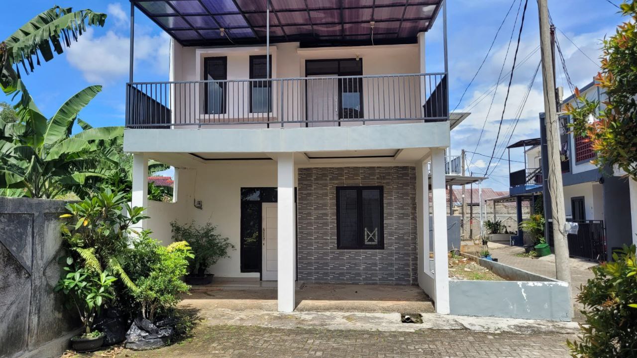 Rumah 2lantai Minicluster Sukahati Cibinong Bogor