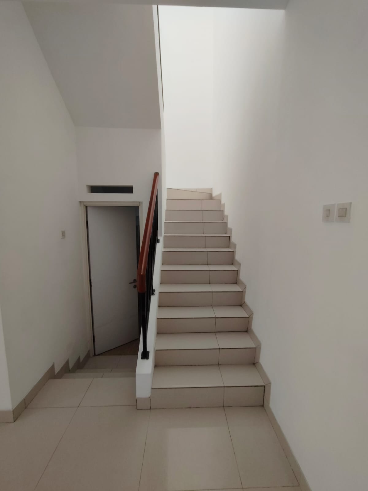 Disewa Rumah Siaphuni di Harapan Indah Cluster Neo Vasana