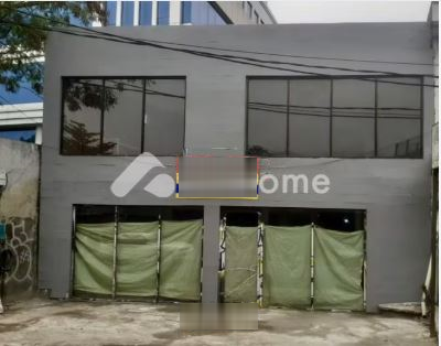 Disewakan ruko gandeng 2 Lantai, Pinggir Jalan di Tanjung Barat