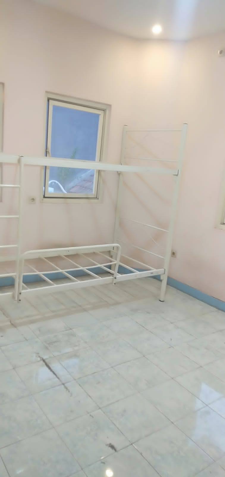 Disewakan Rumah RUNGKUT MAPAN TENGAH Surabaya