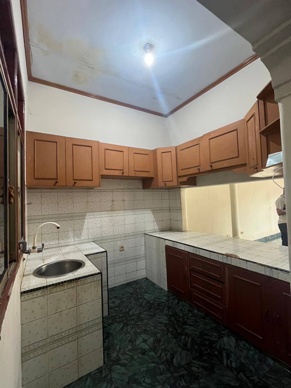 Disewa rumah siaphuni bagus di Harapan Indah 1 Bekasi