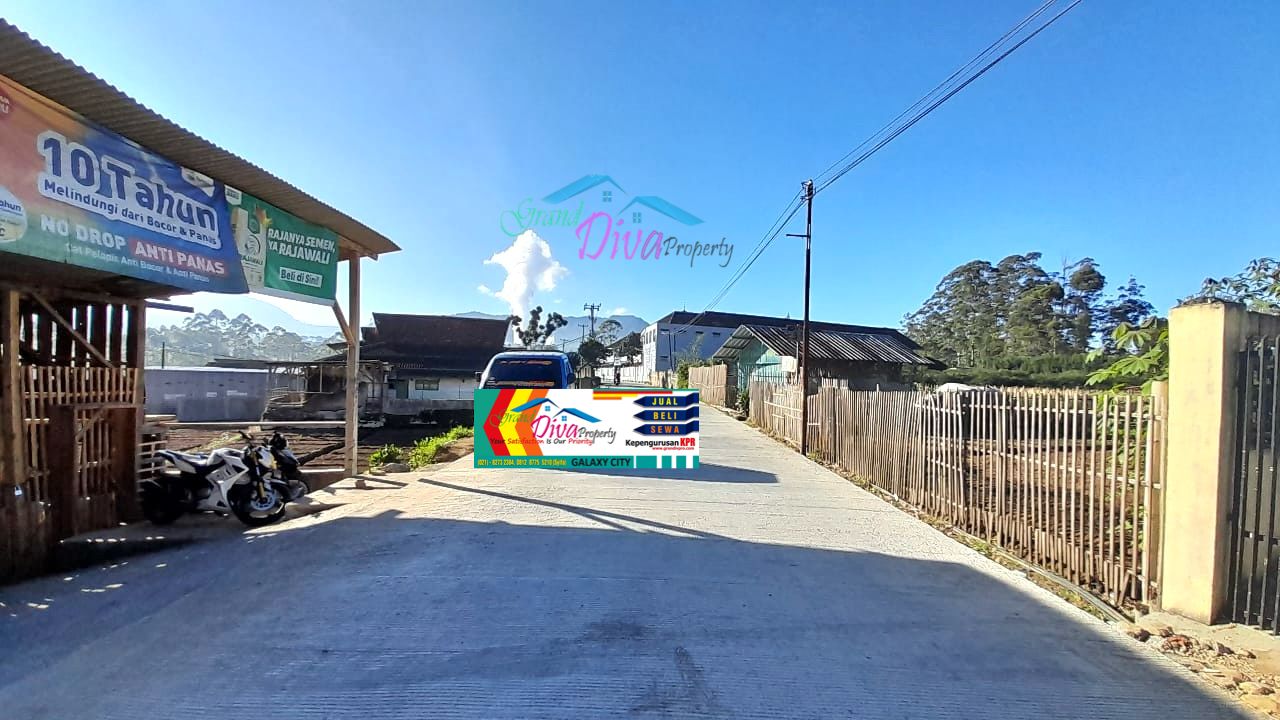 RUMAH SEMI VILLA 8 KAMAR DI PANGALENGAN BANDUNG DENGAN VIEW KEBU