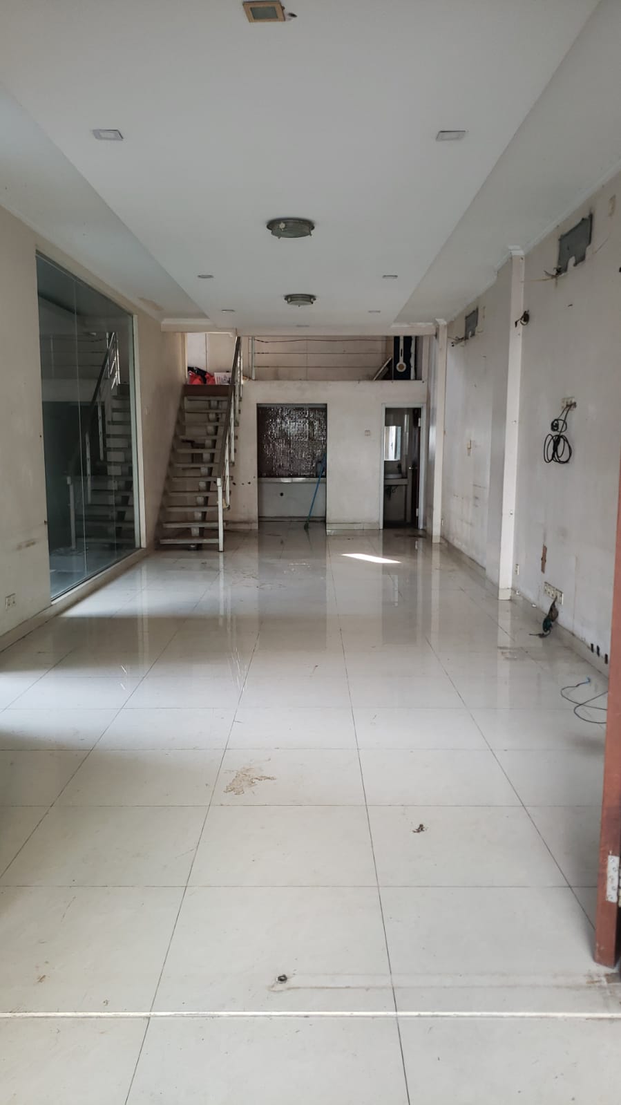 Turun Harga, Dijual Cepat Rumah Jl.Kramat,Kenari,Senen,JakPusat