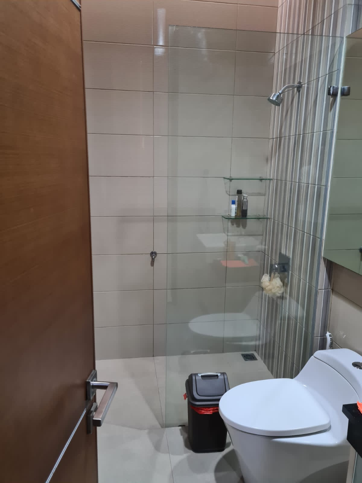 Jual rumah cantik minimalis semi furnish di Cempaka Putih Timur