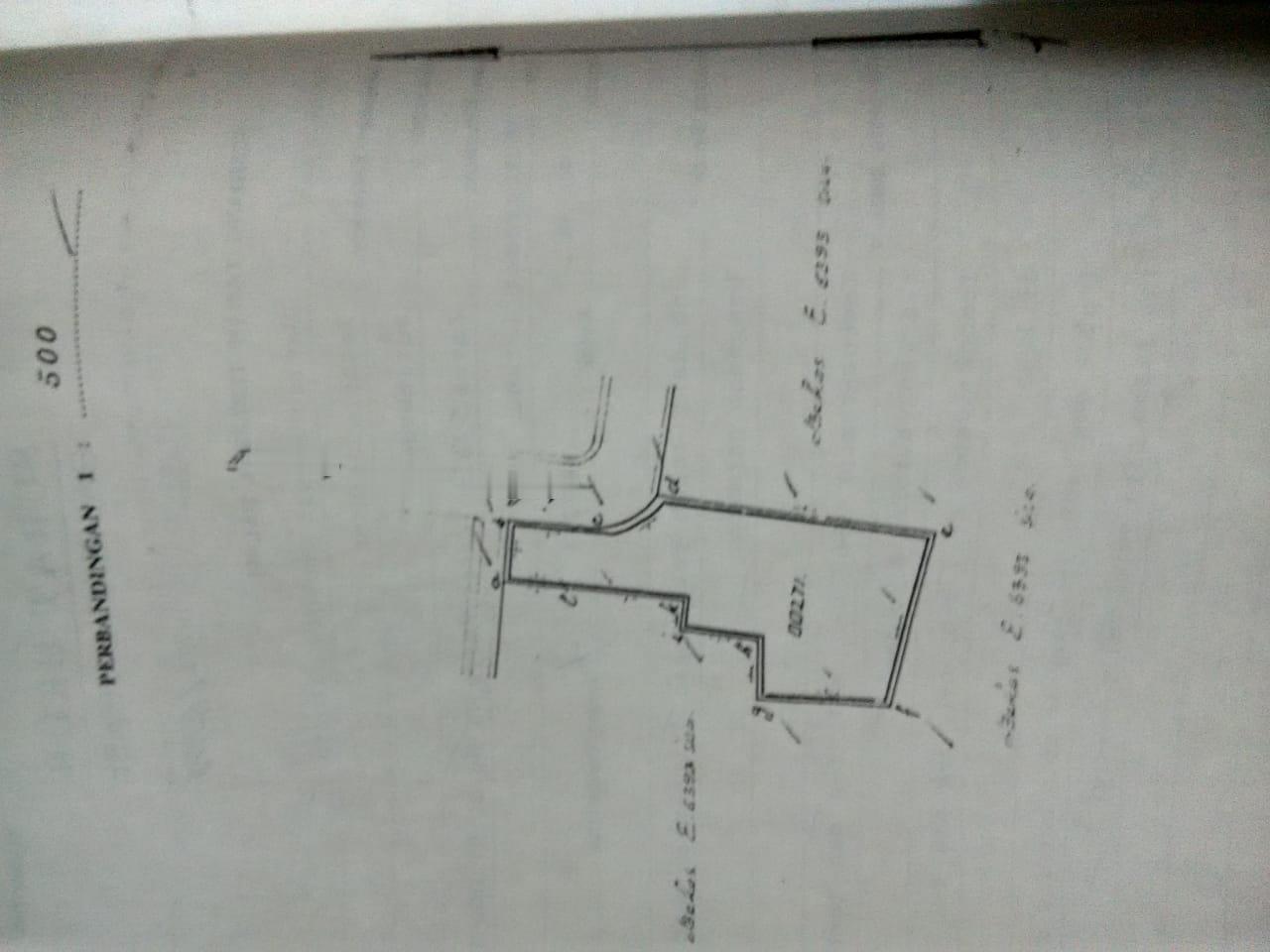 Dijual tanah strategis bonus rumah di bawah Njop di Setia Budi