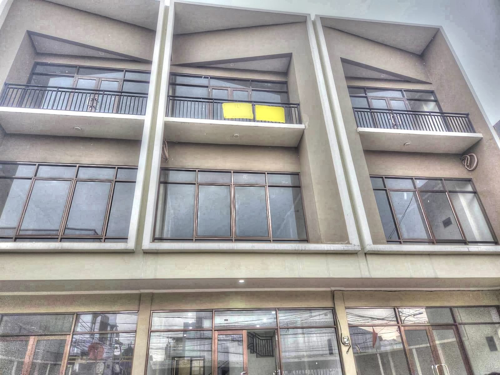 Jual 3 ruko gandeng baru di Rawa Bunga, Jatinegara Jakarta Timur