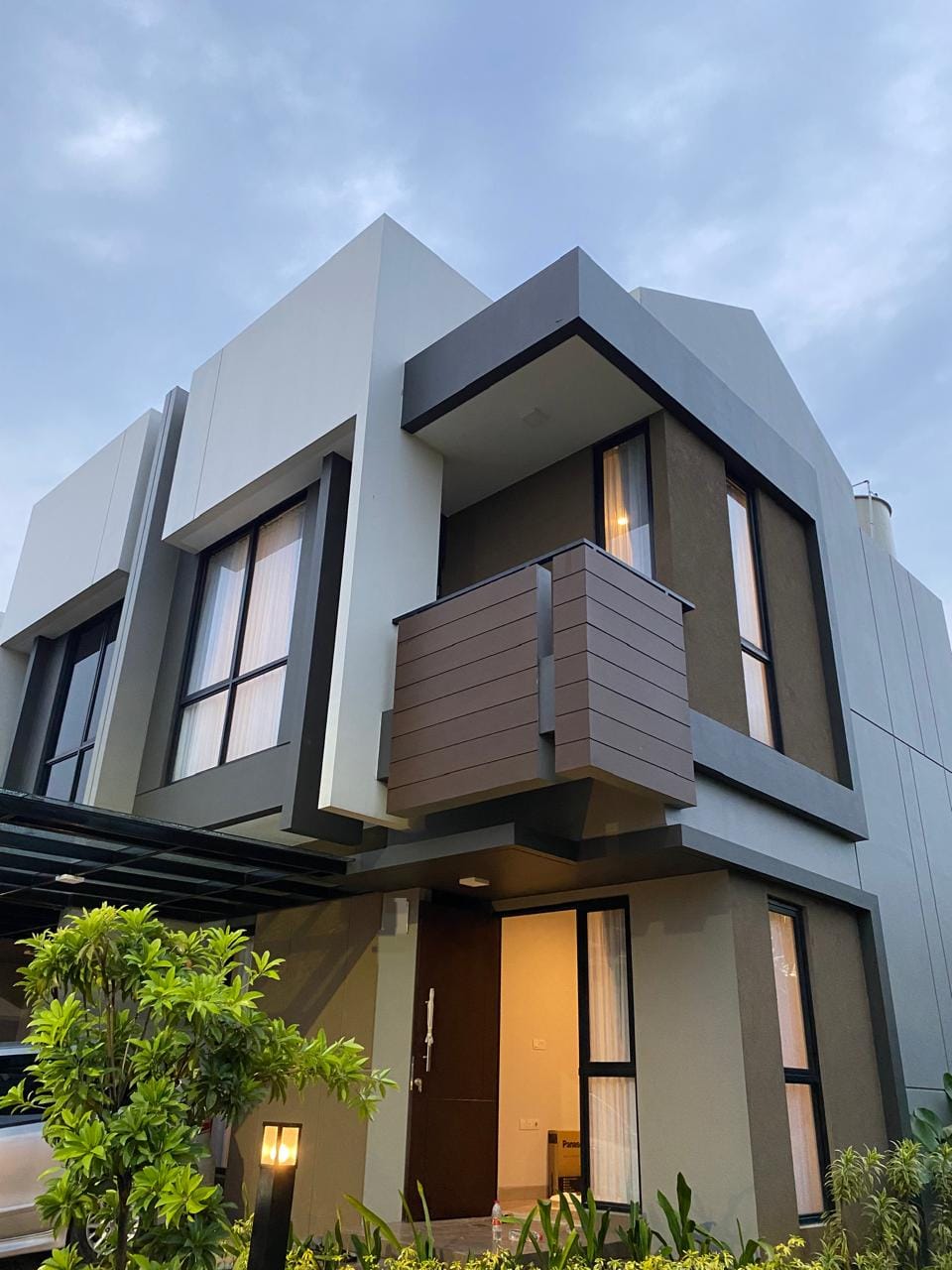 Dijual rumah di SMB The Orchard Cluster Magenta Residence