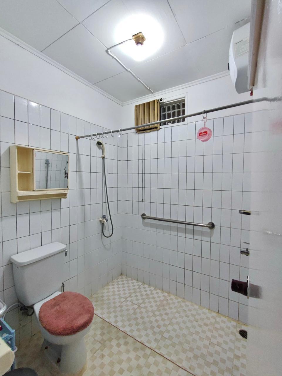 Rumah di lebak bulus dekat stasiun mrt