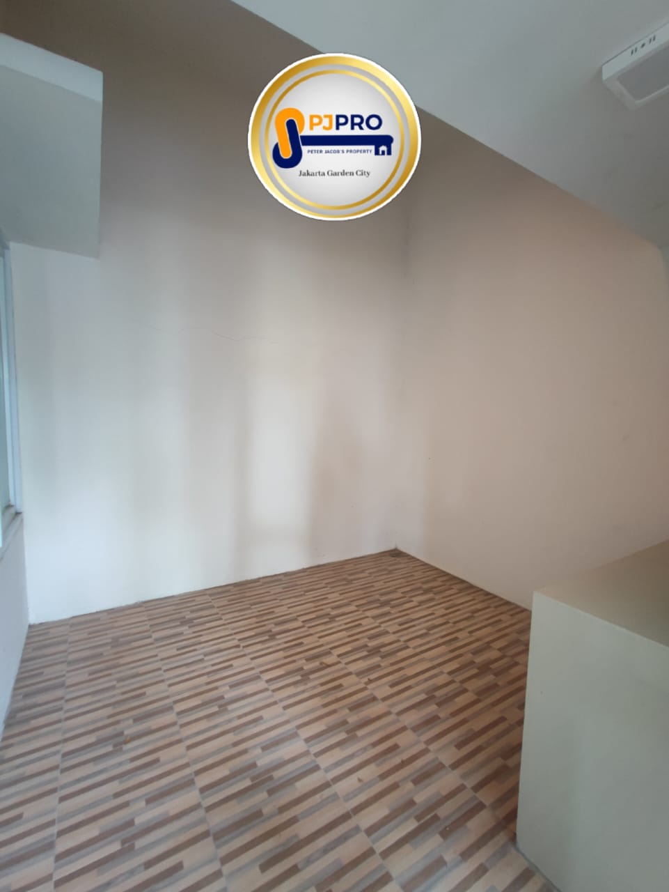 Dijual Rumah Minimalis dengan Harga Murah di Grand Mahkota 1