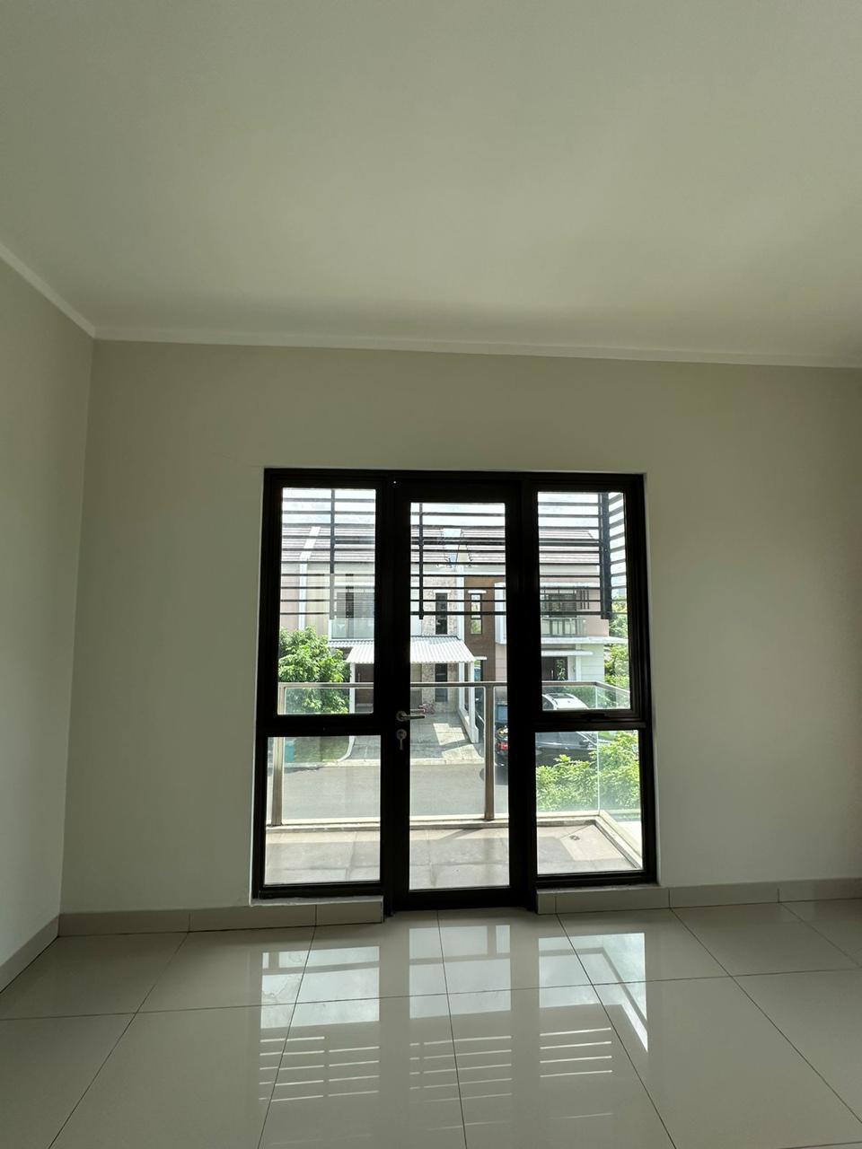 Dijual rumah di Summarecon Bekasi Burgundy Residence The Orchard