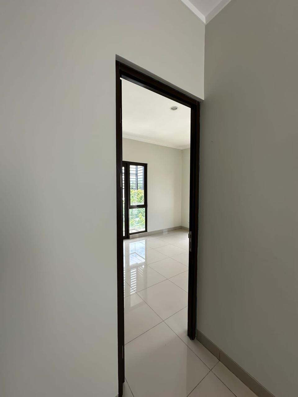 Dijual rumah di Summarecon Bekasi Burgundy Residence The Orchard