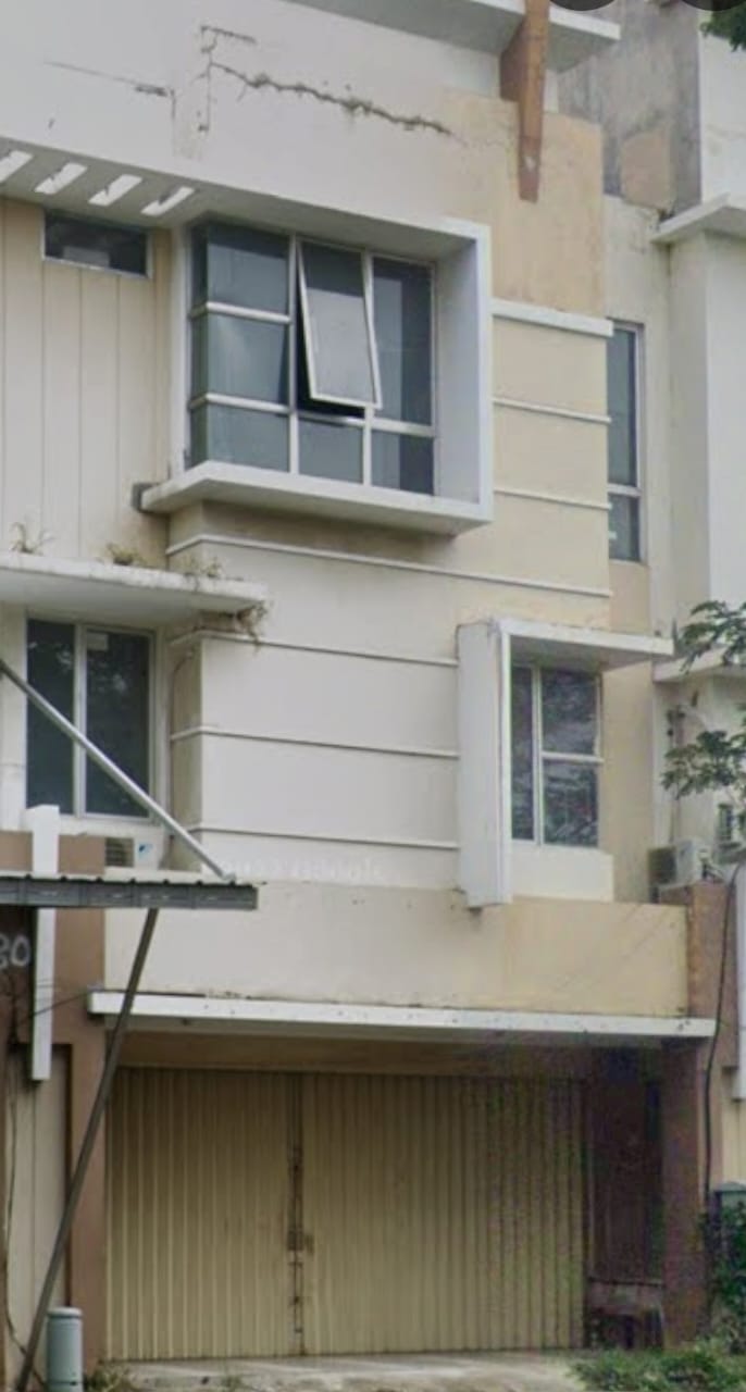 Disewa ruko siaphuni di Taman Cemara Harapan Indah