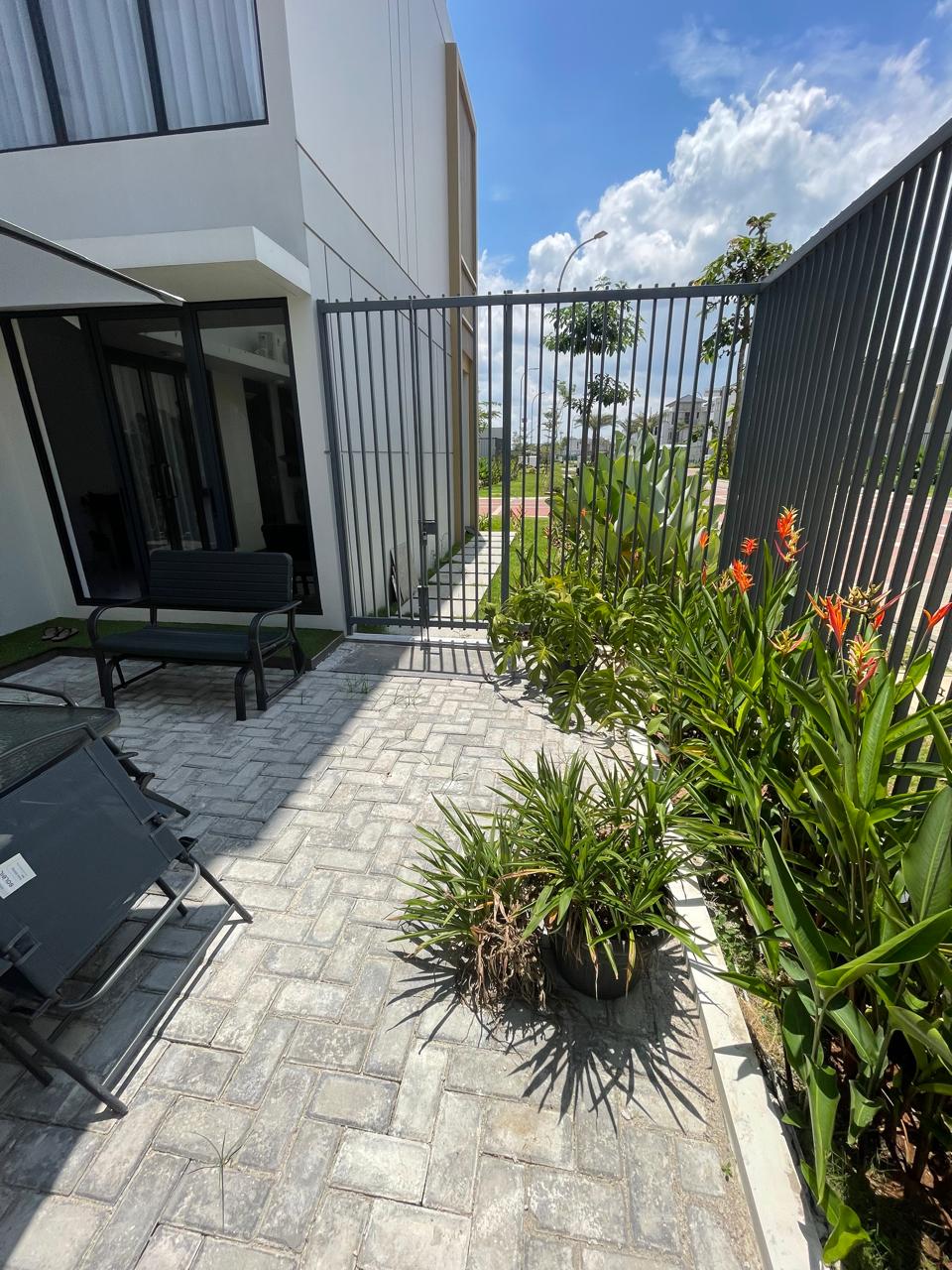 Jual rumah cluster Aerra by Eonna di BSD, Cicalengka, Tangerang