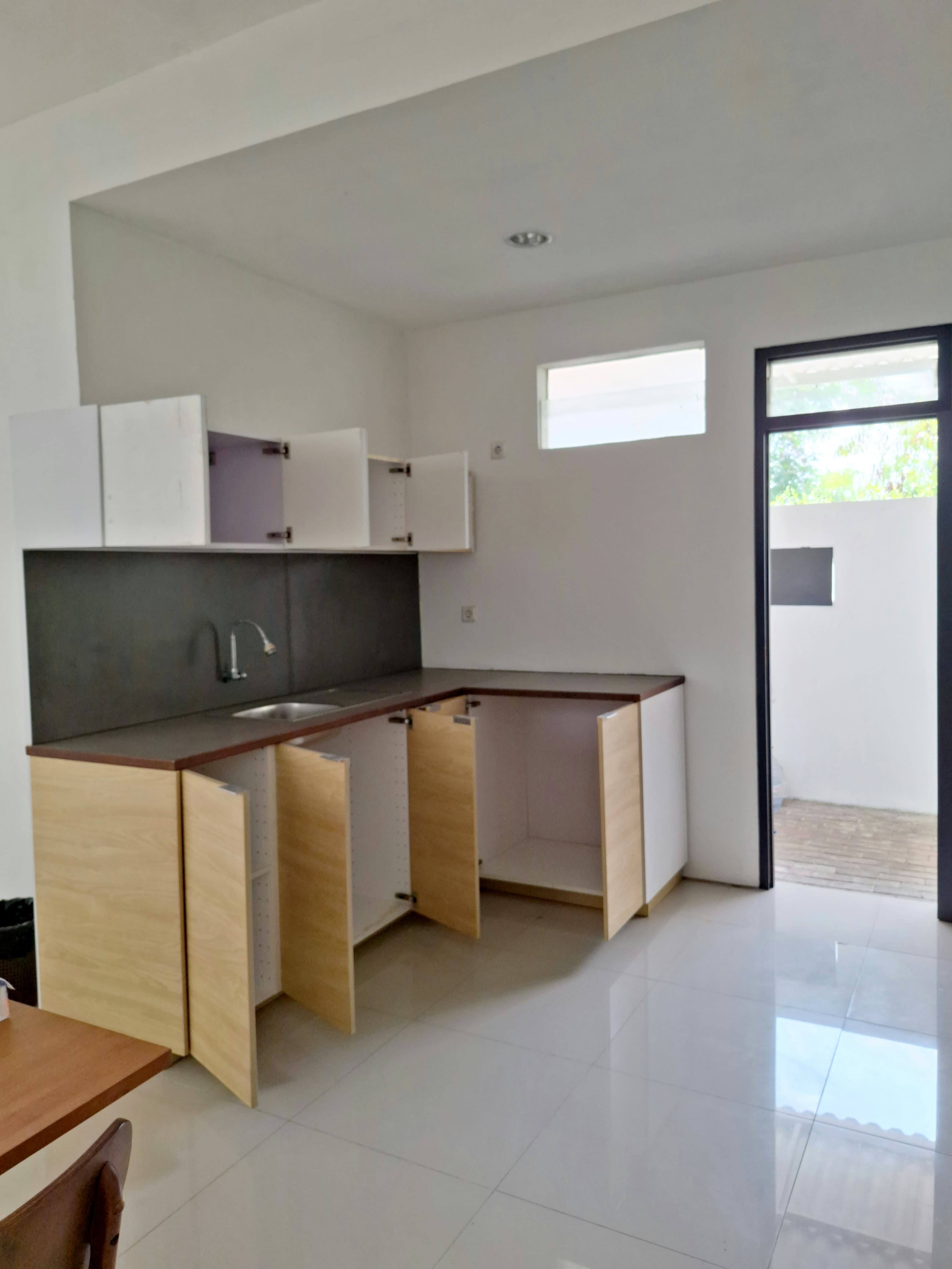 JUAL DE CASA RESIDENCE LAKARSANTRI, SURABAYA rumah baru