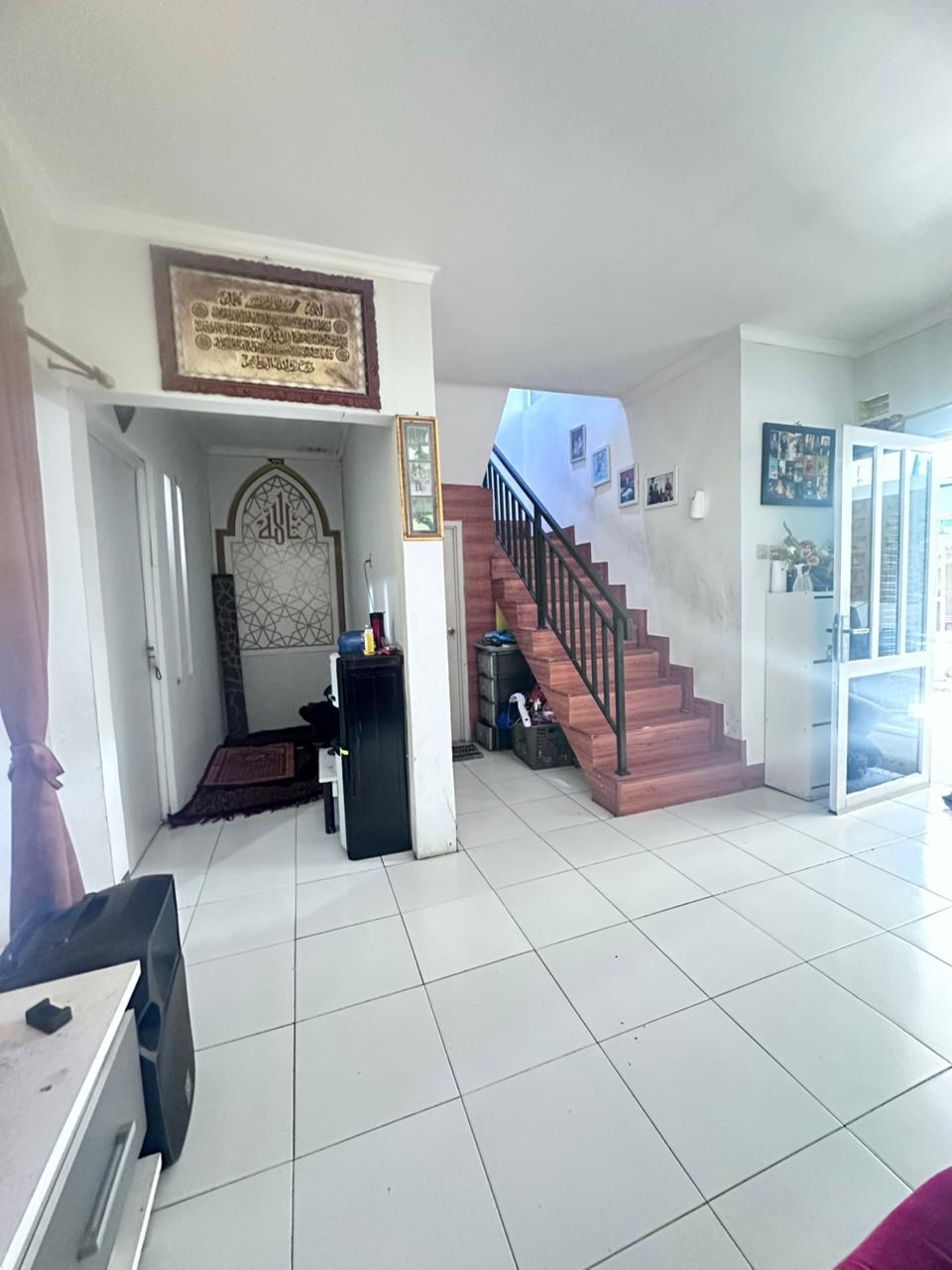 Dijual Hunian dalam komplek asri di Mandalajati Bandung