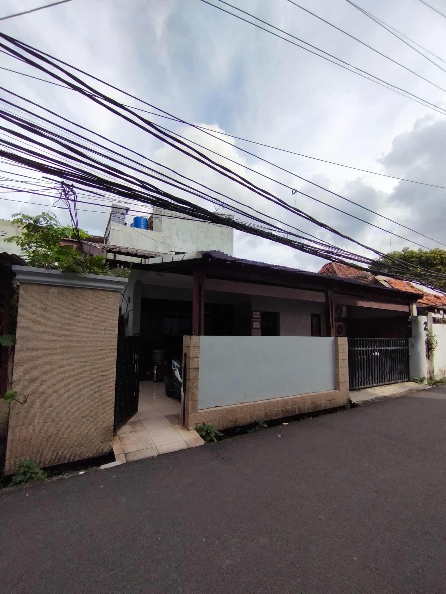 Jual Rumah kost 16 kamar di Kuningan, Setia Budi Jakarta Selatan