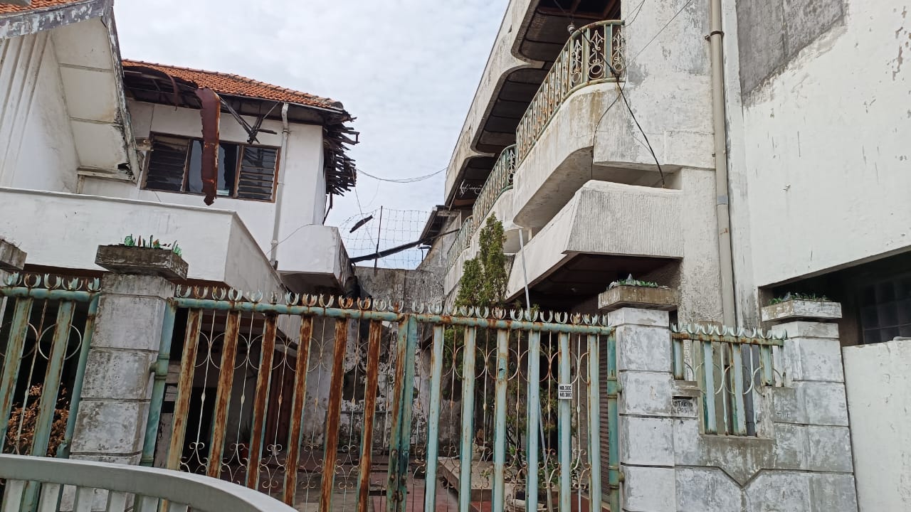 Dijual 2 Rumah Tempel Sukorejo 1 sampai OK