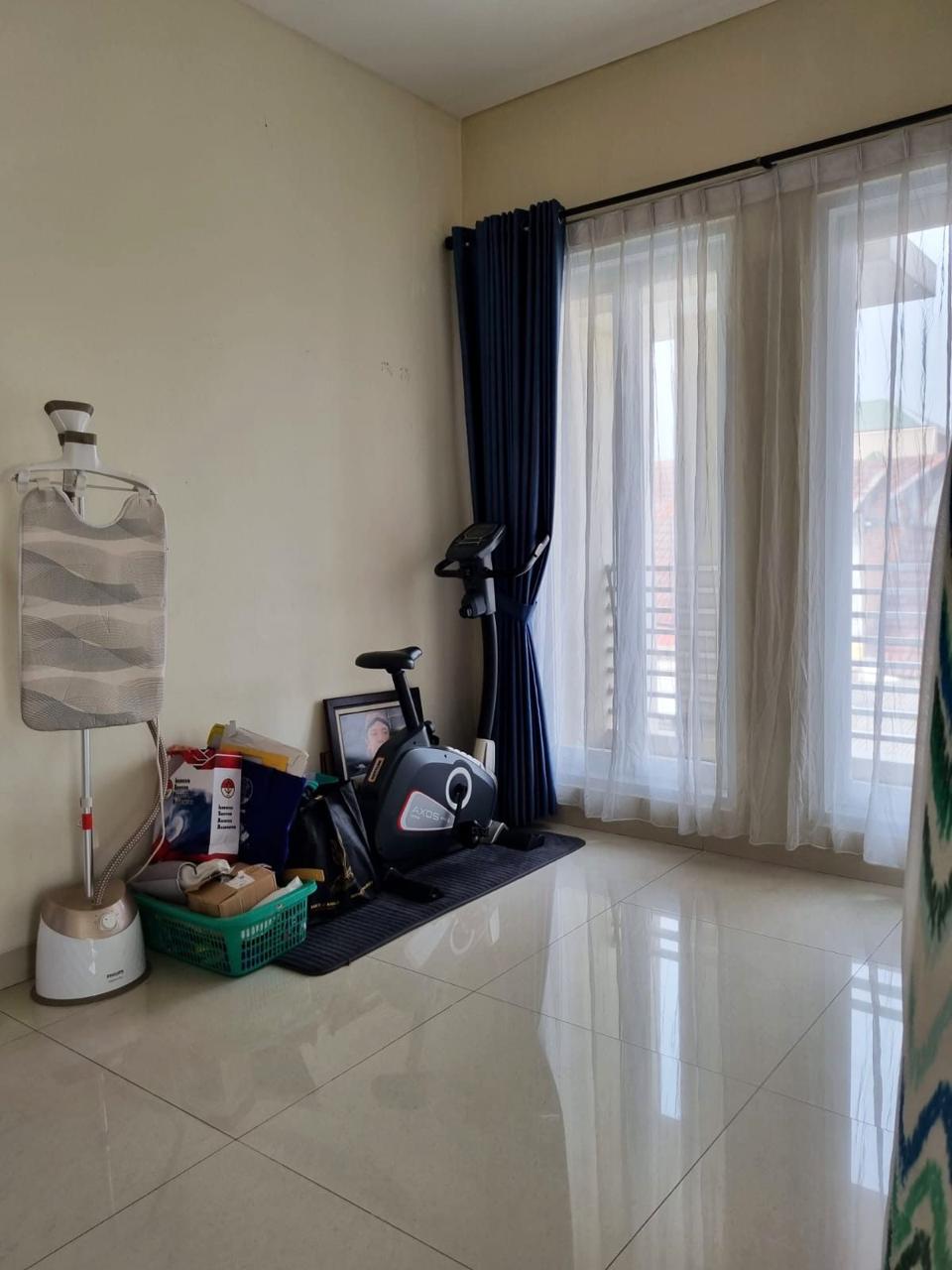 Jual Rumah di Dukuh Zamrud, Padurenan, Mustikajaya, Kota Bekasi