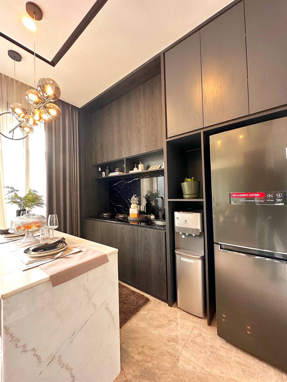 Rumah bonus furnish kolam renang lokasi Cipinang Jakarta Timur