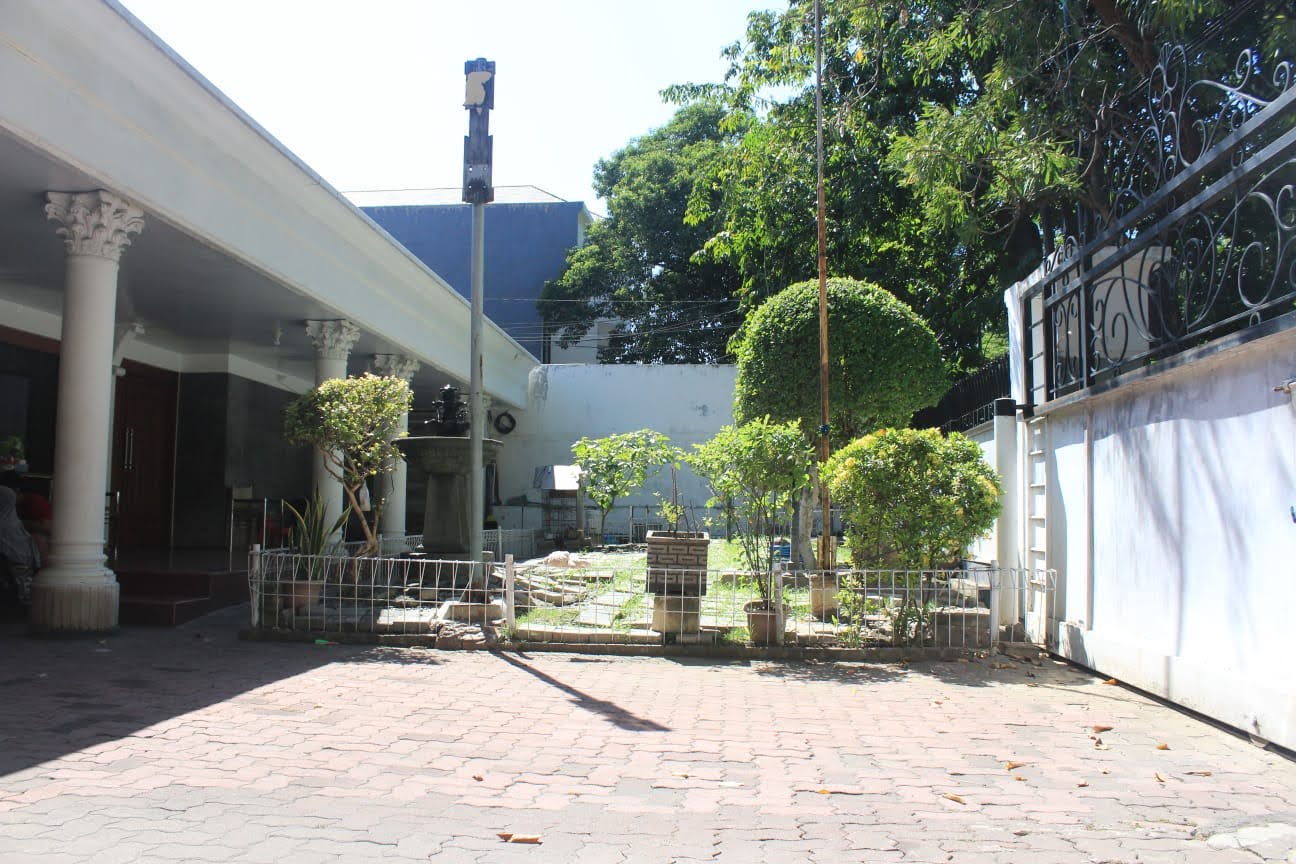 BANGUNAN KOMERSIAL JALAN POLISI ISTIMEWA SURABAYA PUSAT