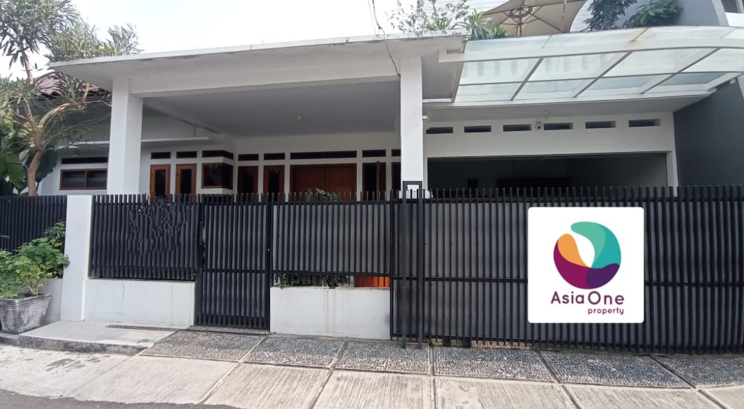 Dijual rumah bebas banjir di Komplek Pertamina Jakarta Timur