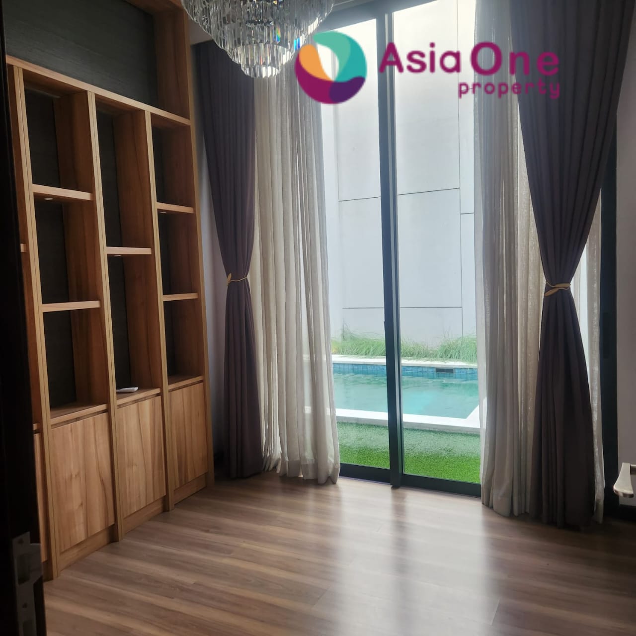 Dijual rumah mewah furnished di Lancewood Navapark BSD City