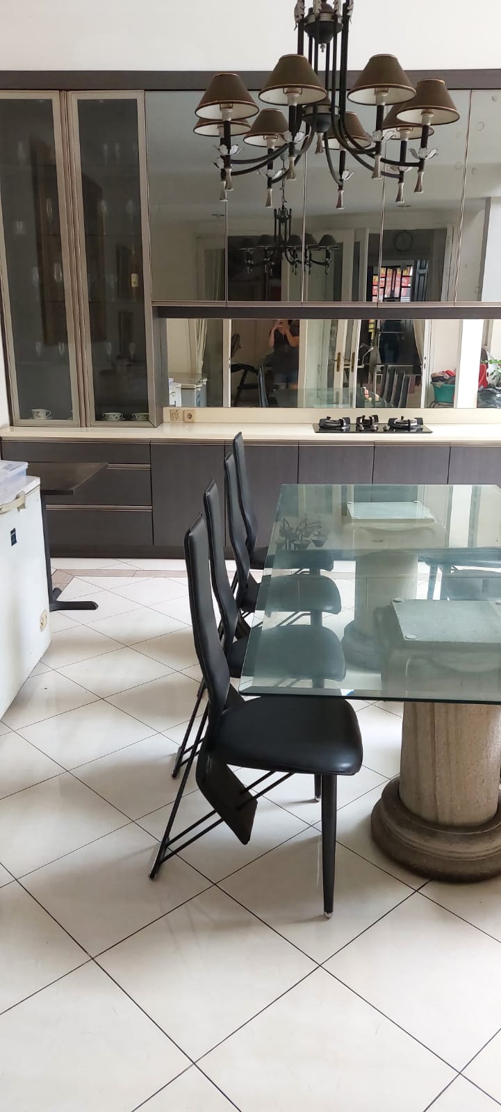 Jual rumah dan kios di Citra Garden 2, Kalideres, Jakarta Barat