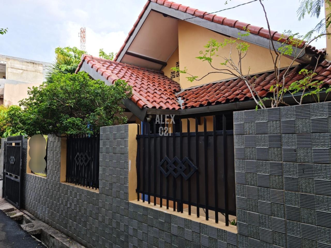 Jual rumah di Jatinegara gang motor, Jakarta Timur