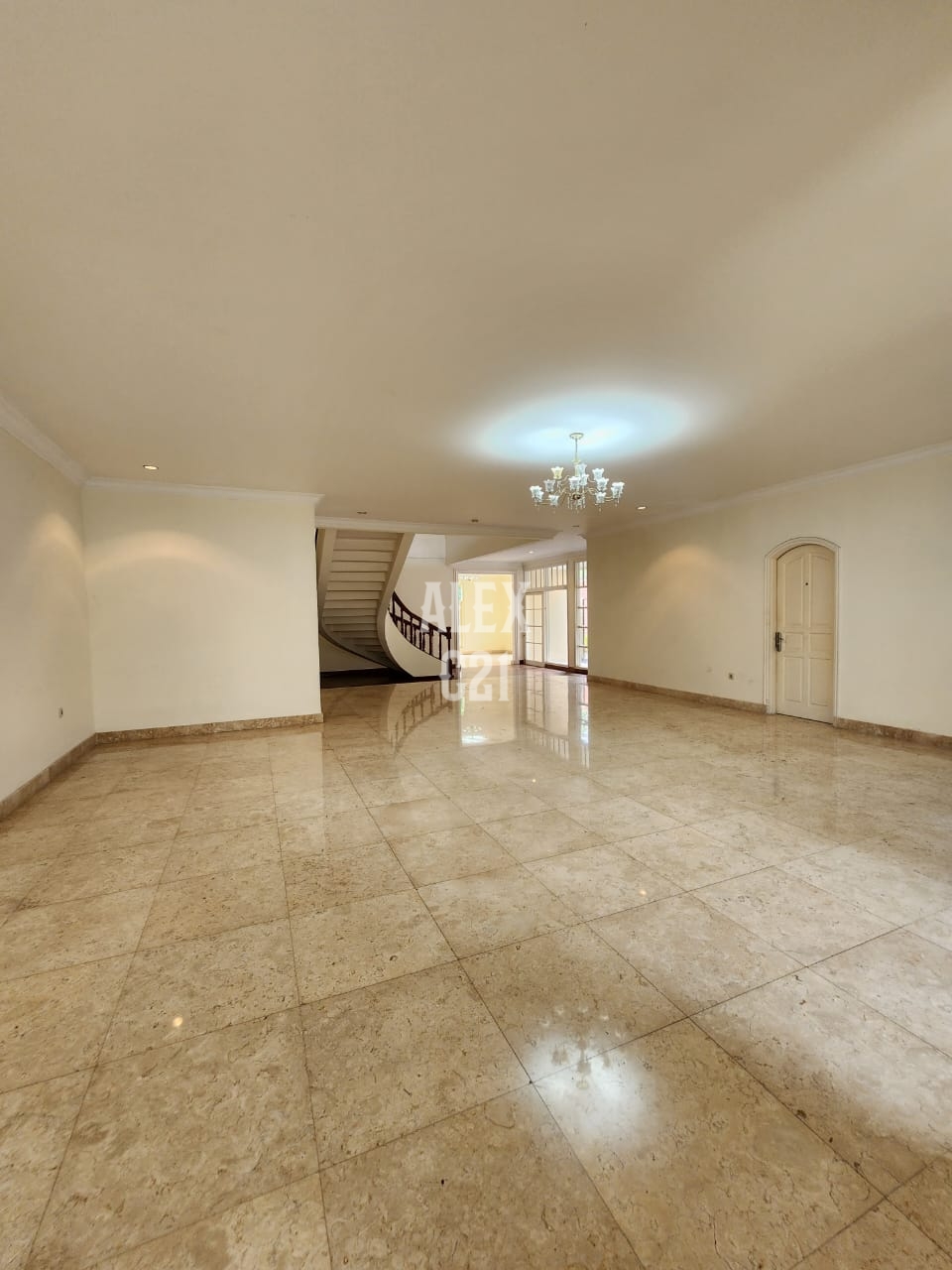 Sewa rumah mewah di Cipete, Jakarta Selatan