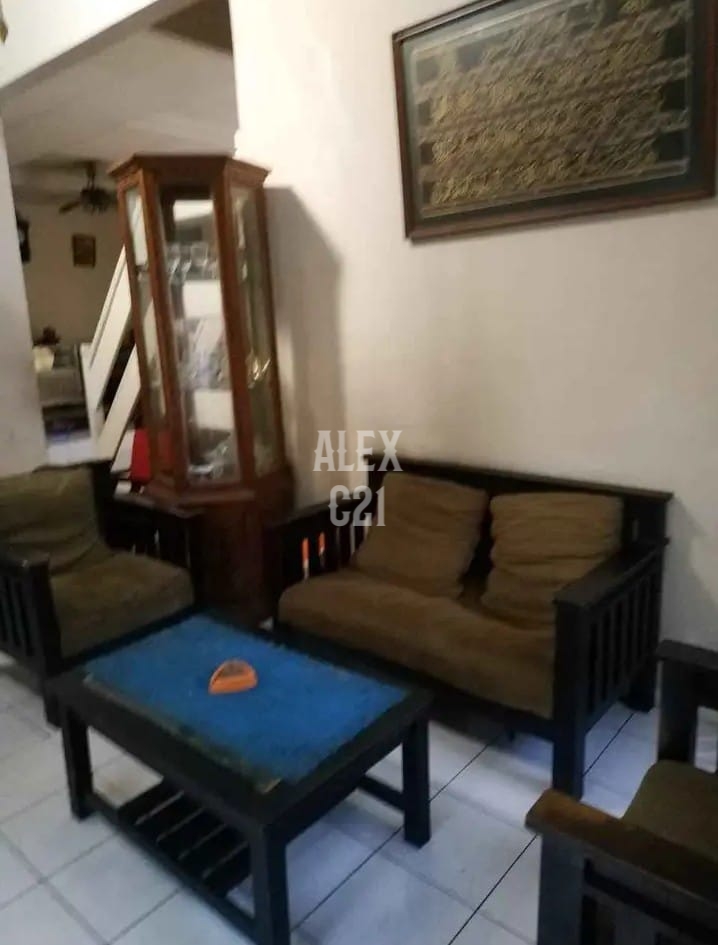 Jual rumah Siap huni di Komplek Larangan Indah Ciledug Tangerang