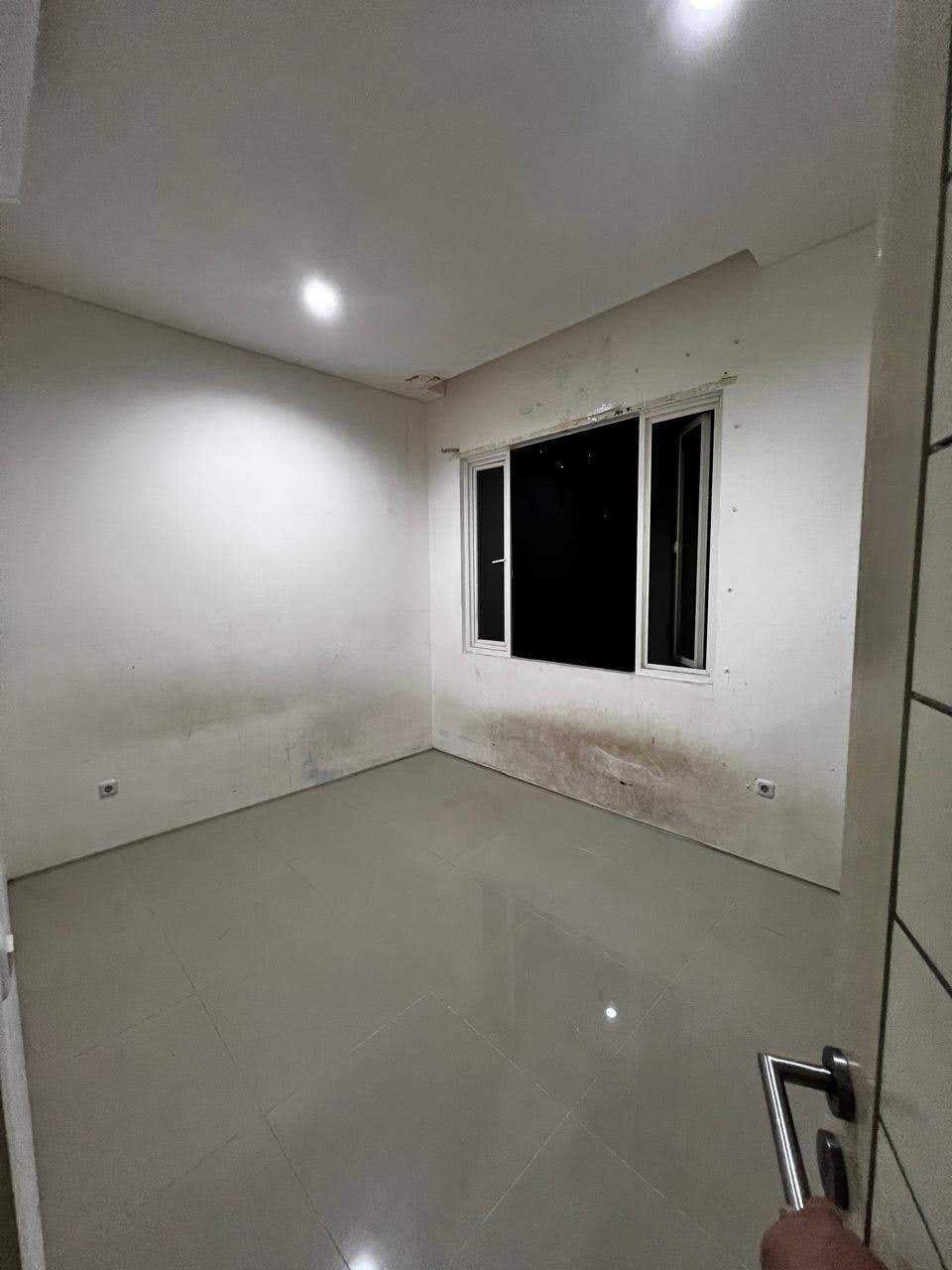 *Jual Rumah DIAN ISTANA By Oasia Surabaya Barat*