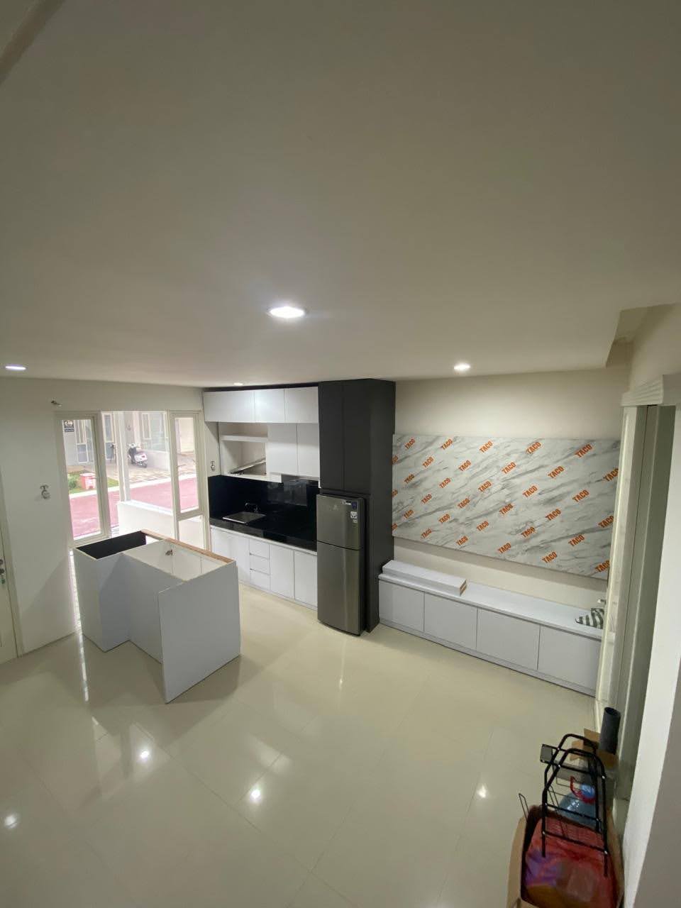 *Jual Rumah DIAN ISTANA By Oasia Surabaya Barat*