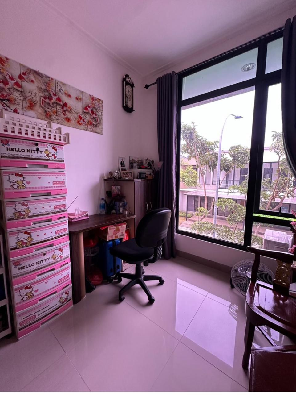 Jual cepat rumah modern di PIK 2 Cluster California, Teluknaga,