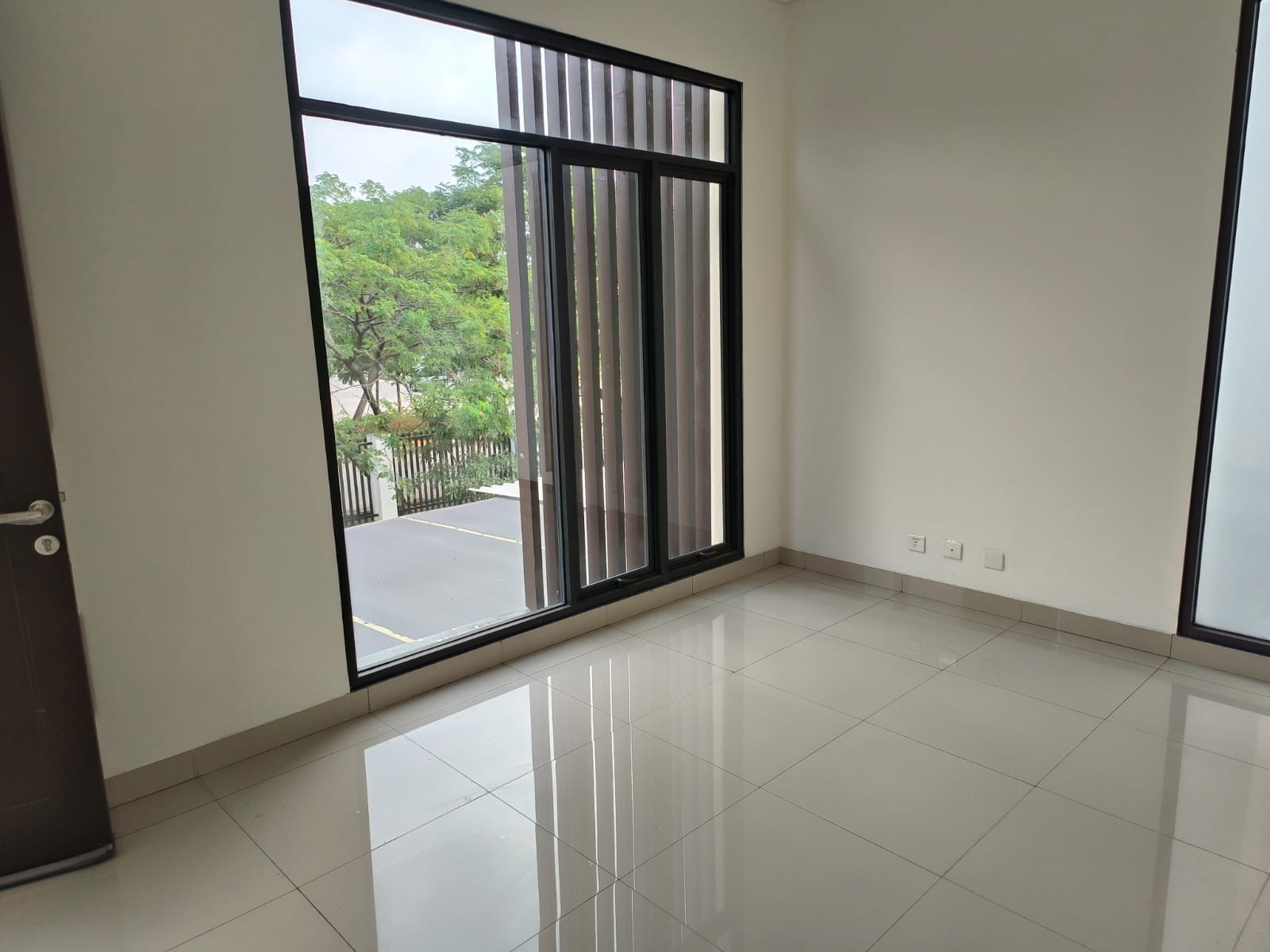 Jual rumah hook dan brand new di Cluster Shinano JGC, Cakung