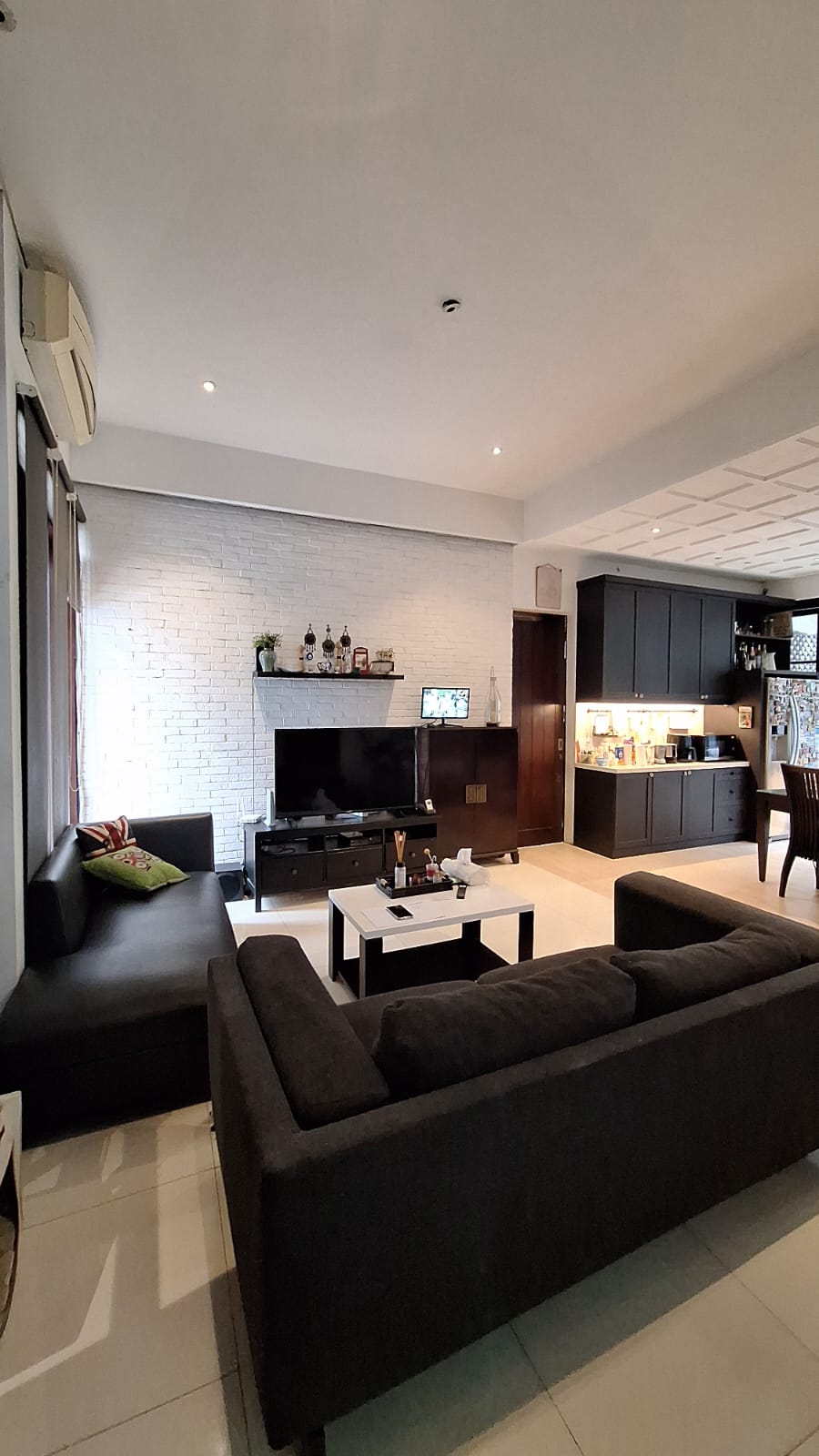 Jual rumah strategis di Bintaro Sektor 9, Pondok Aren, Tangsel