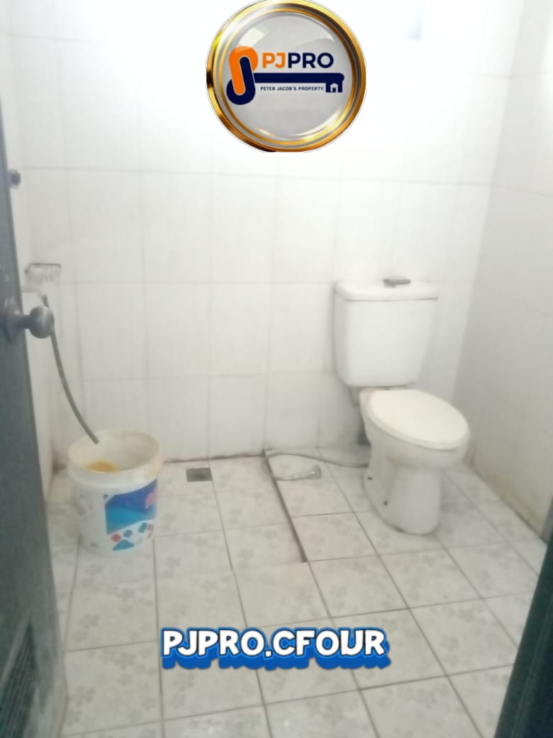 Dijual Rumah 2lantai Bebas Banjir di Candrabaga Bekasi