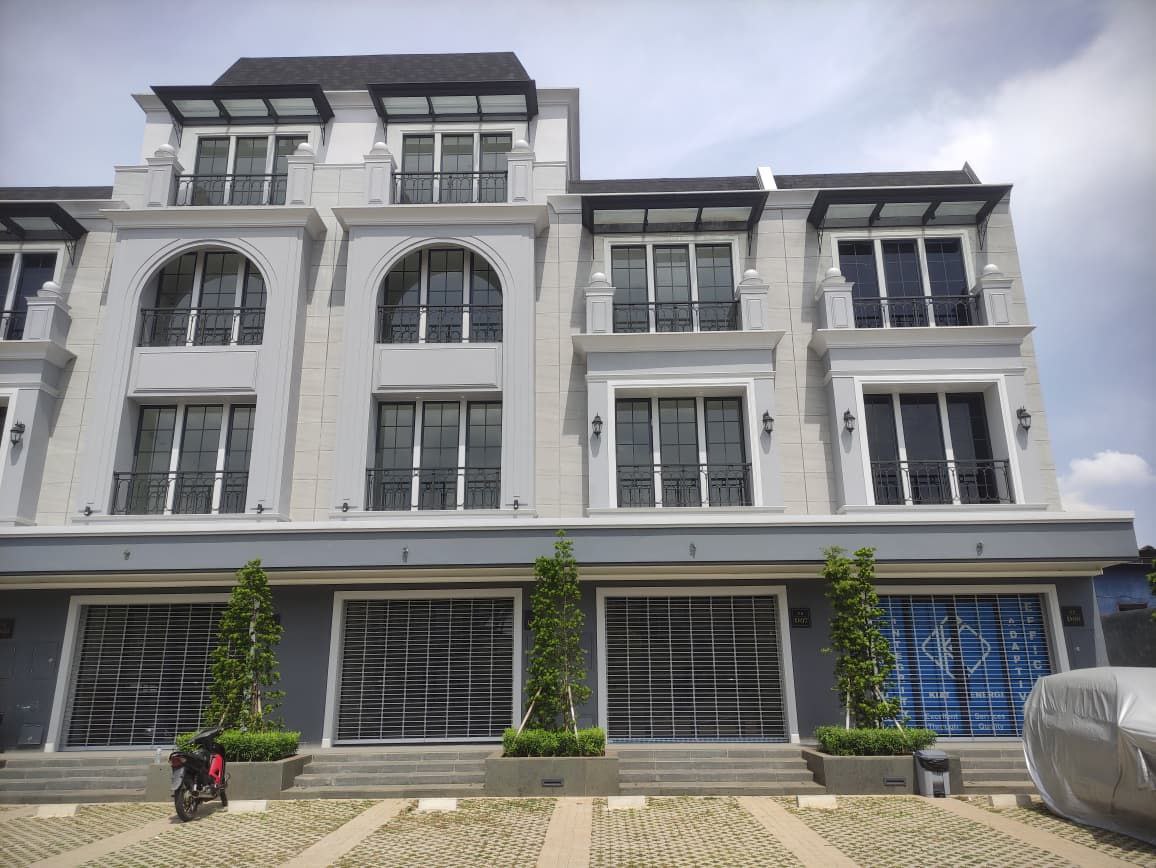 Ruko 3Lantai Di kawasan perumahan Duren Sawit Jakarta Timur