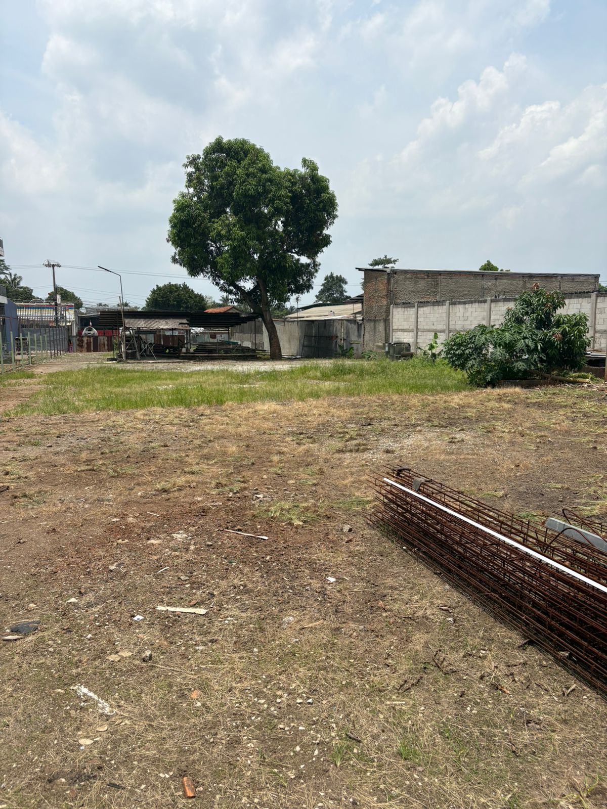 Jual tanah kosong luas di Setu, Kabupaten Bekasi