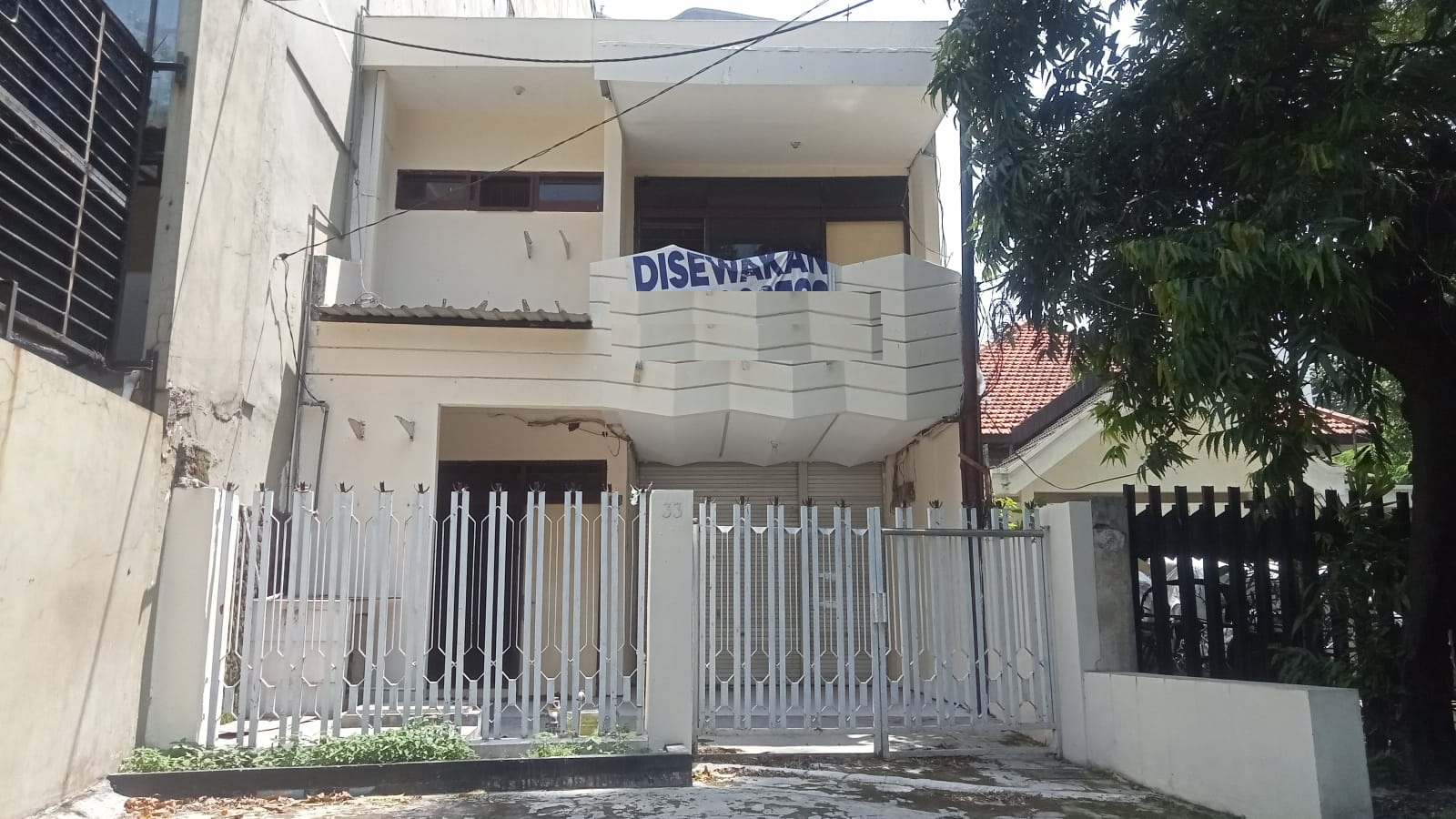 rumah disewakan irian barat surabaya